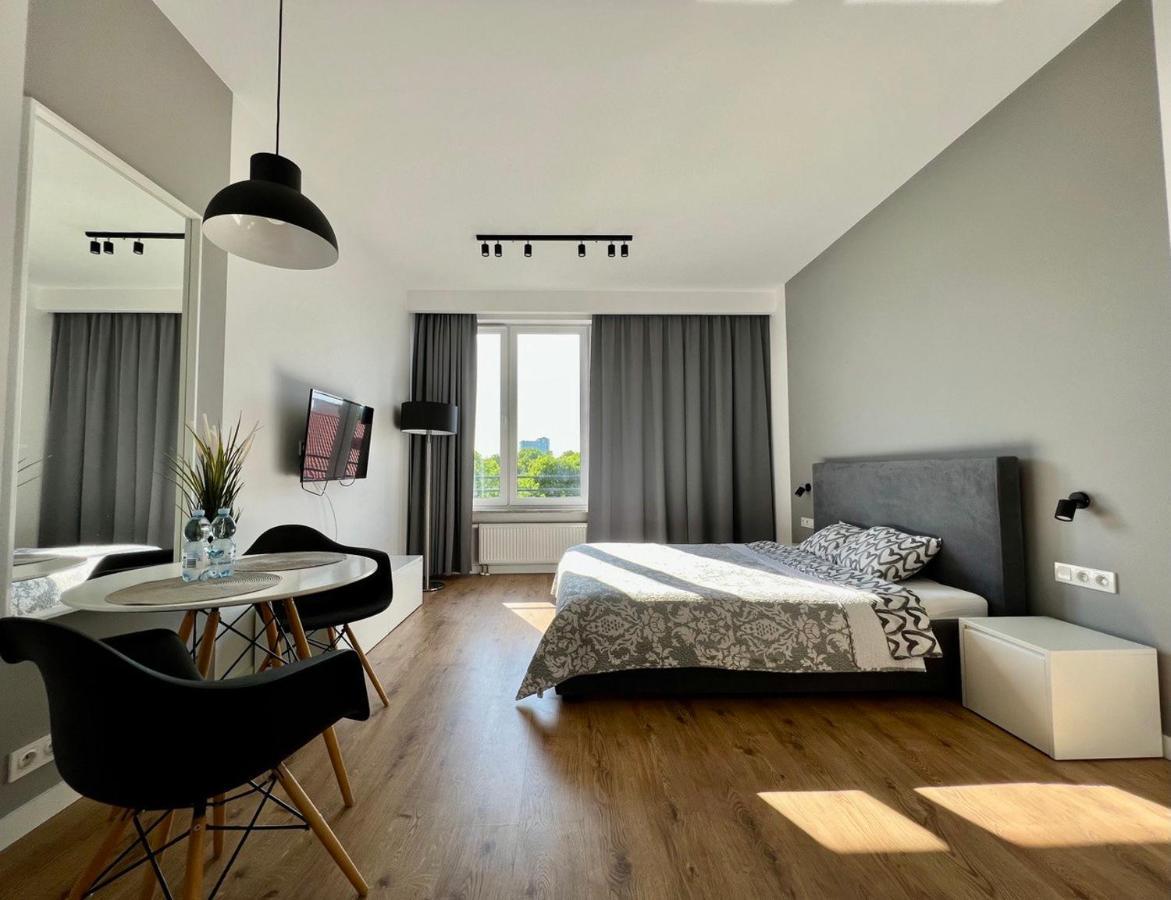 K22 Slawinska 503 Sun-City Apart Varşovia Exterior foto
